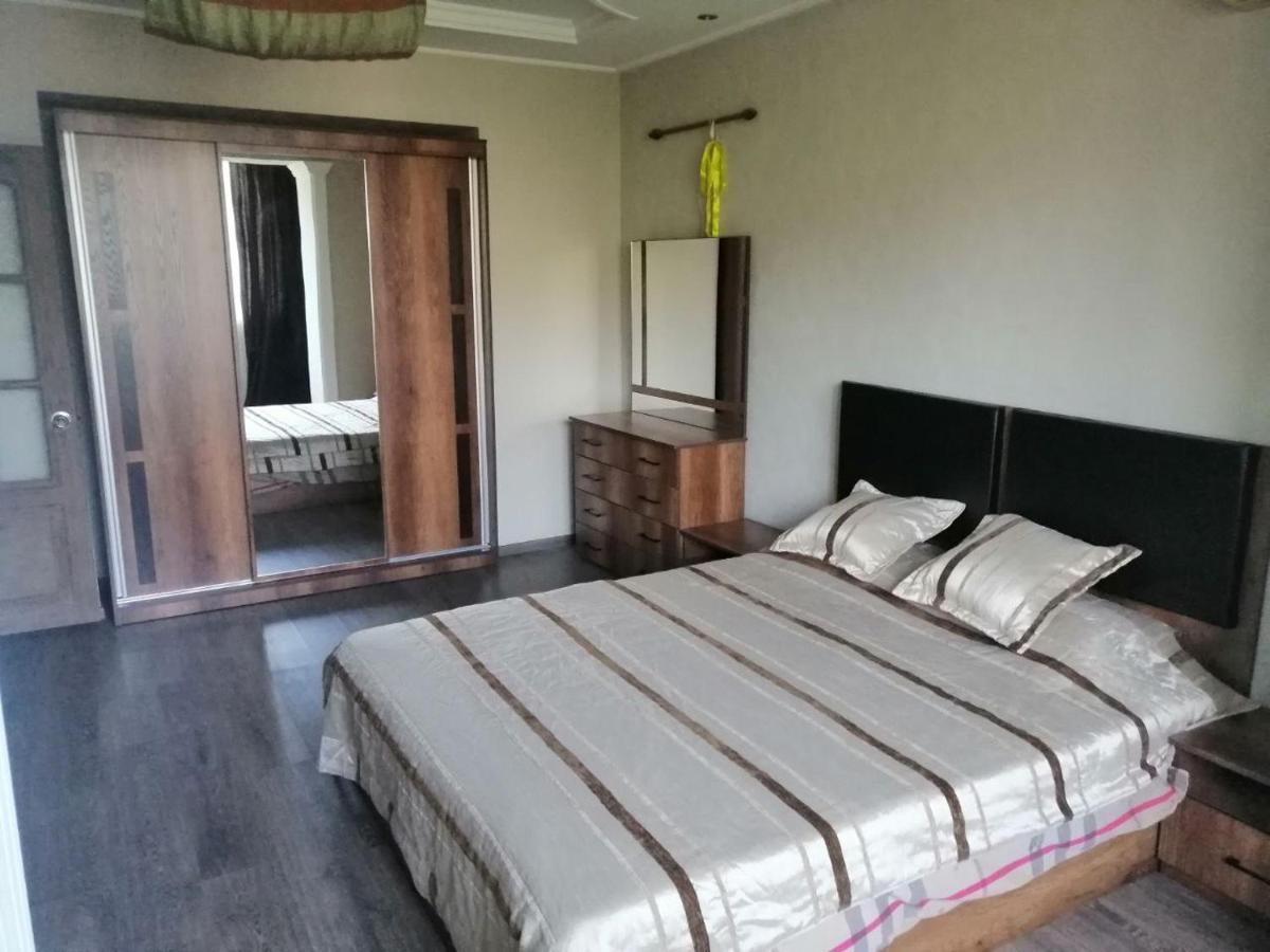 Apartment 2 Bed Room In The Center Апартамент 3-Х Комнатная В Центре Tashkent Exterior photo