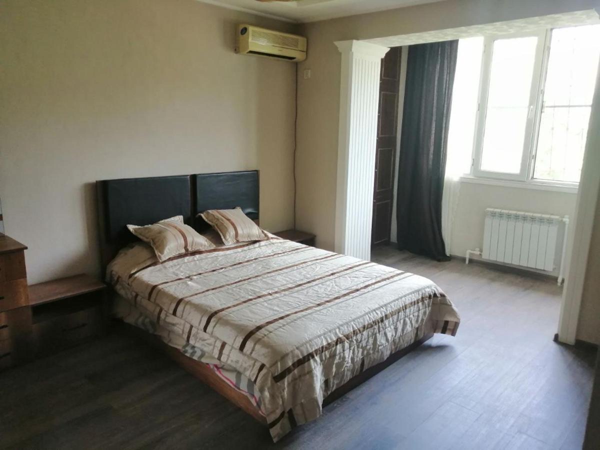 Apartment 2 Bed Room In The Center Апартамент 3-Х Комнатная В Центре Tashkent Exterior photo